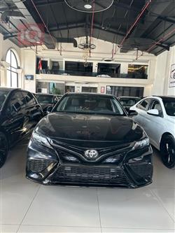 تۆیۆتا کامری